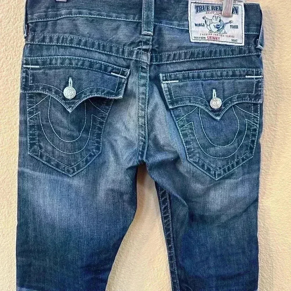 True Religion “Skinny” With Flap Jeans With Distressing And Patches Size 28 EUC!